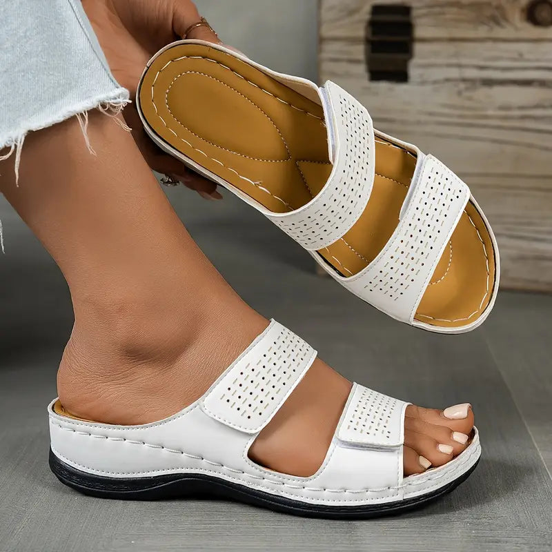 Jana | Sandals with Cushioned Strap