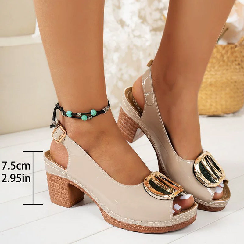 Roswitha | Sandals with Chunky Heel and Buckle