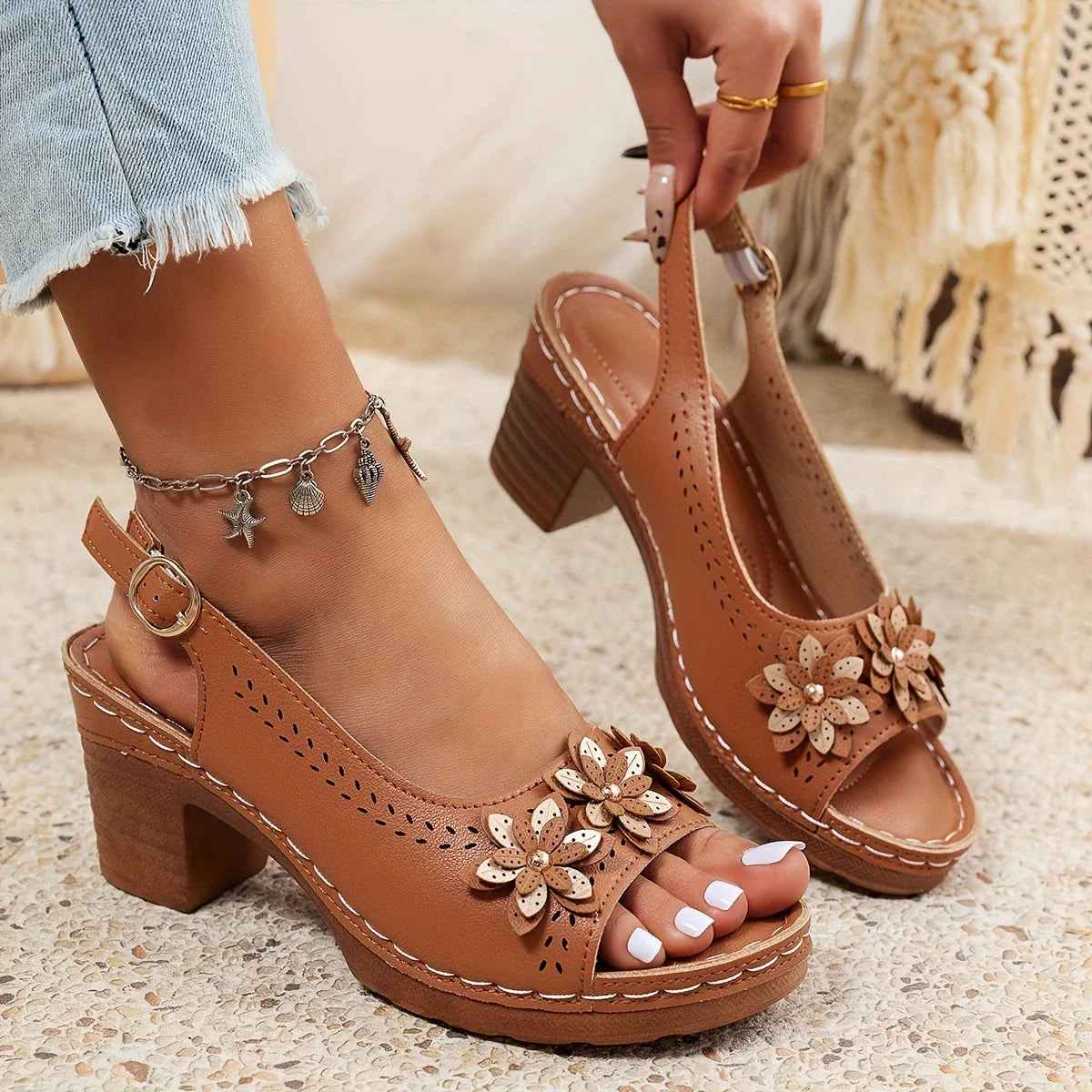 Crescentia | Modische Sandalen für den Sommer