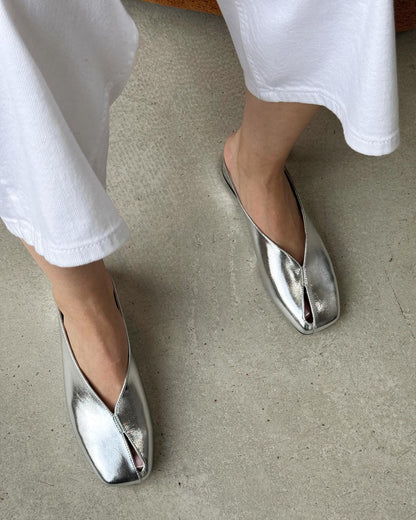 Hannah | Modern Sandals for Women in Metallic Finish