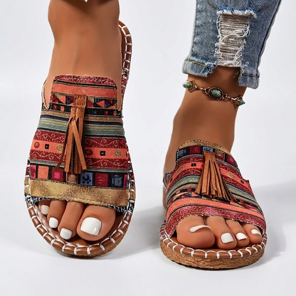 Annemarie | Fringed Flat Sandals in Ethnic Style