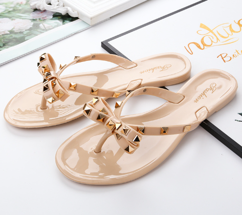 Hannah | Flip-Flops with Bow and Stud Detail