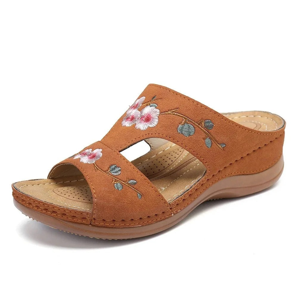 Karen | Comfortable Orthopaedic Sandals with Floral Pattern