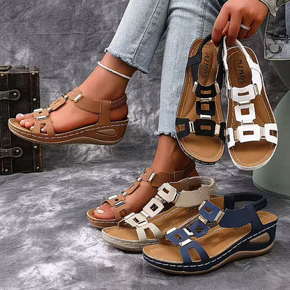 Viktoria | Platform Sandals with Elegant Buckle Detail