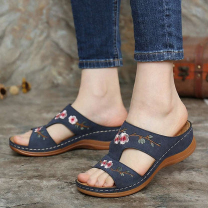 Karen | Comfortable Orthopaedic Sandals with Floral Pattern