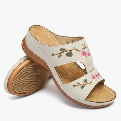 Karen | Comfortable Orthopaedic Sandals with Floral Pattern