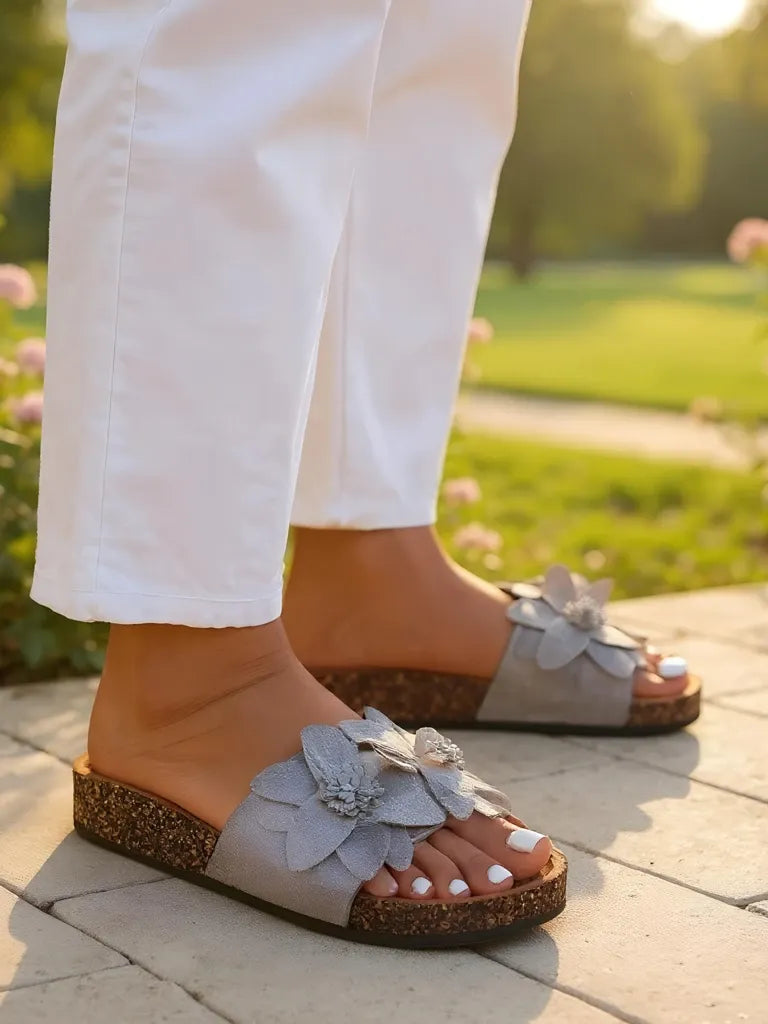 Lisette | Elegant Flip-Flops for Women with Floral Details