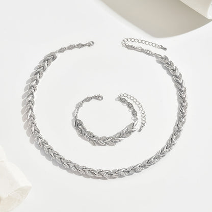 Alma | Handcrafted Mermaid Tail Pendant Necklace Set