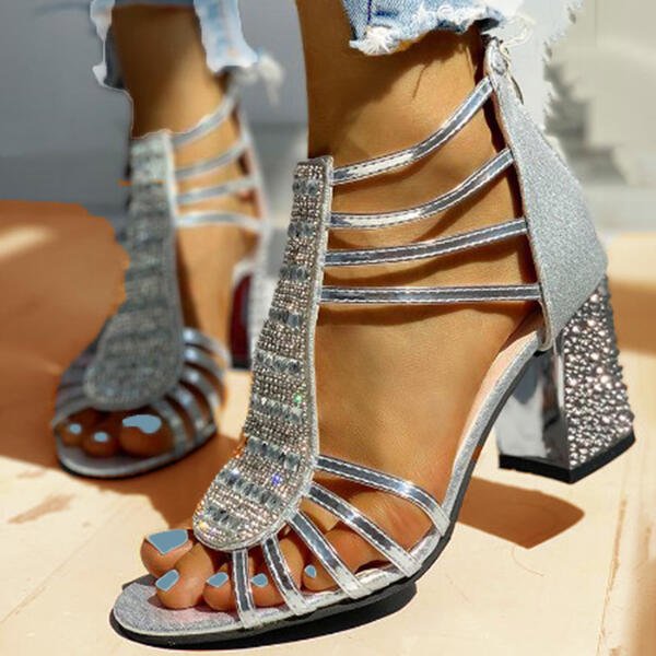 Pamela | New Collection: Light & Sparkly Sandals