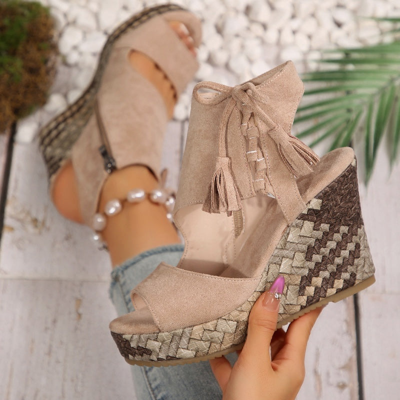 Genoveva | Wedge Sandals with Tassel Detail