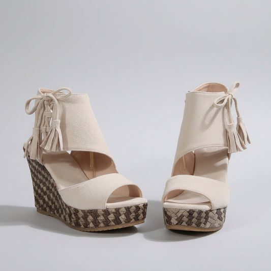 Genoveva | Wedge Sandals with Tassel Detail