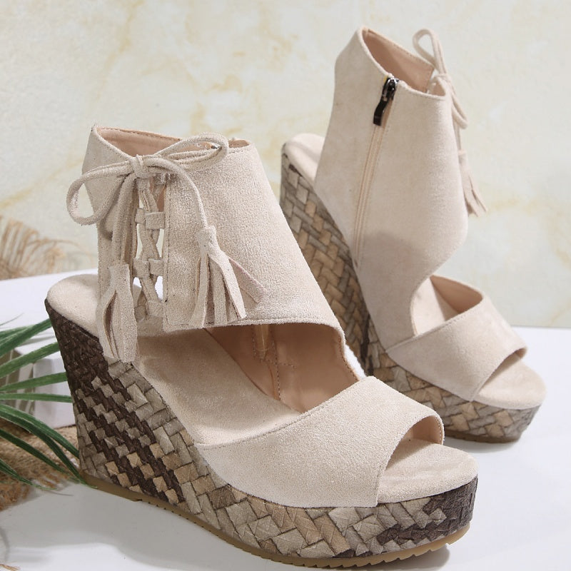 Genoveva | Wedge Sandals with Tassel Detail