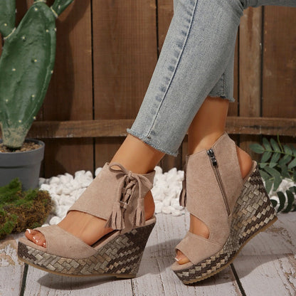 Genoveva | Wedge Sandals with Tassel Detail
