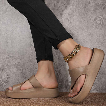 Mira | Platform Sandals with Toe-Post Design